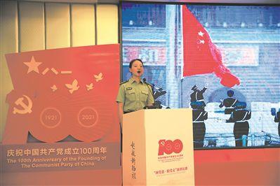 逃离金色的沙漠